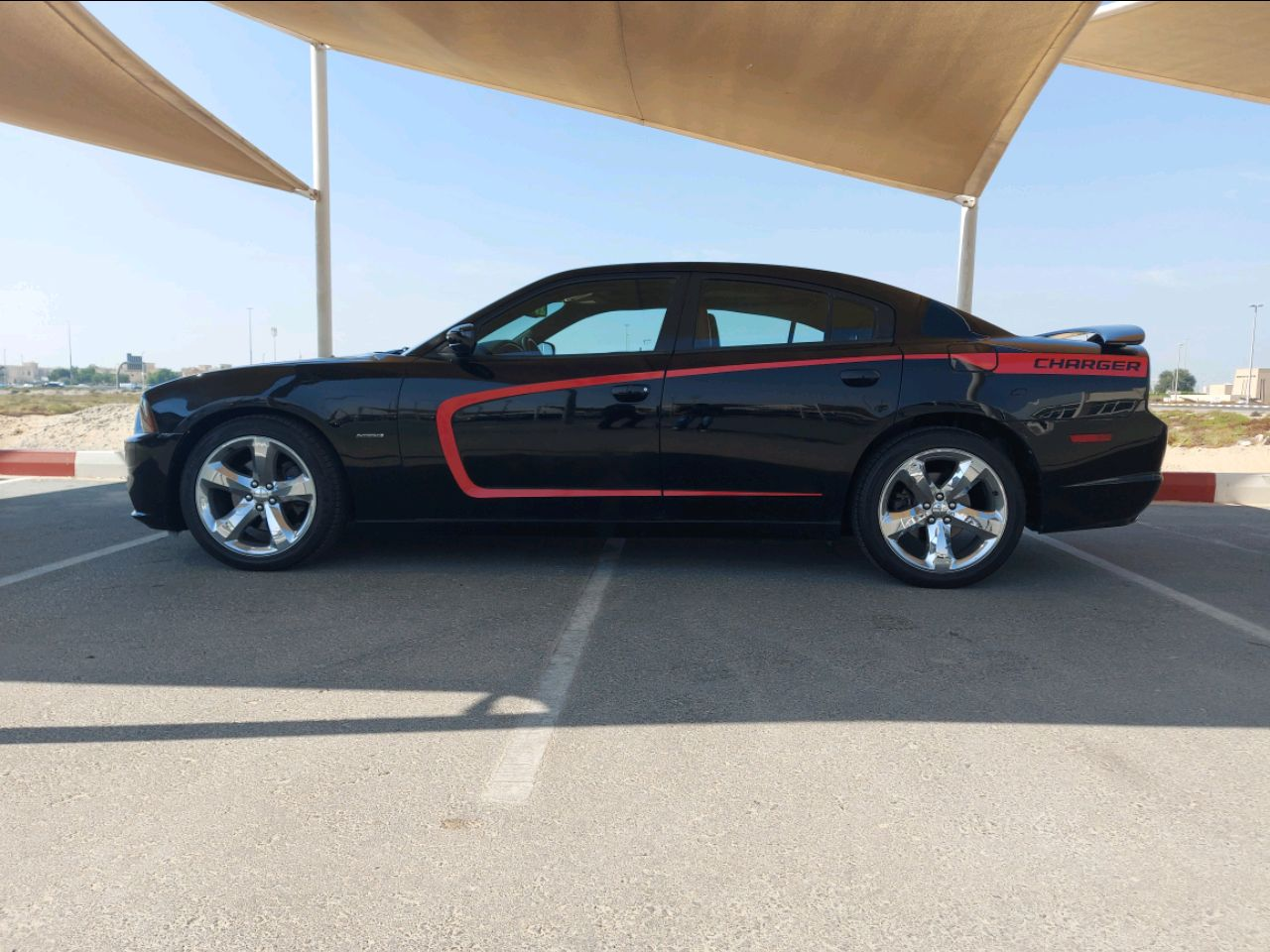 Dodge Charger - Image 5