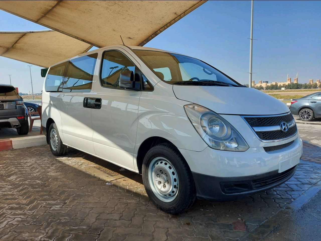 Hyundai H 1 - Image 5