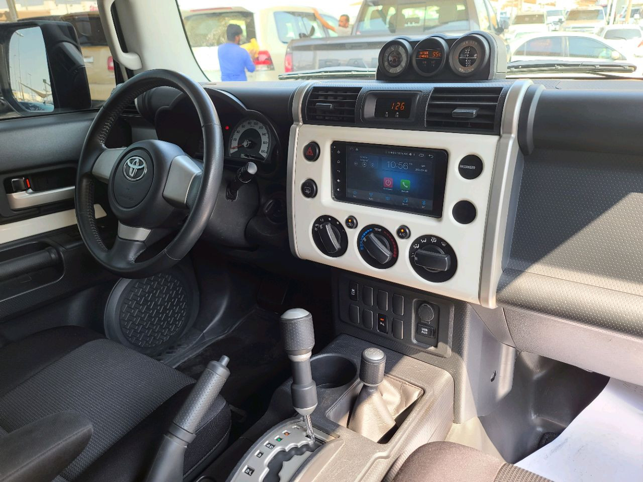 Toyota FJ Cruiser - Image 7