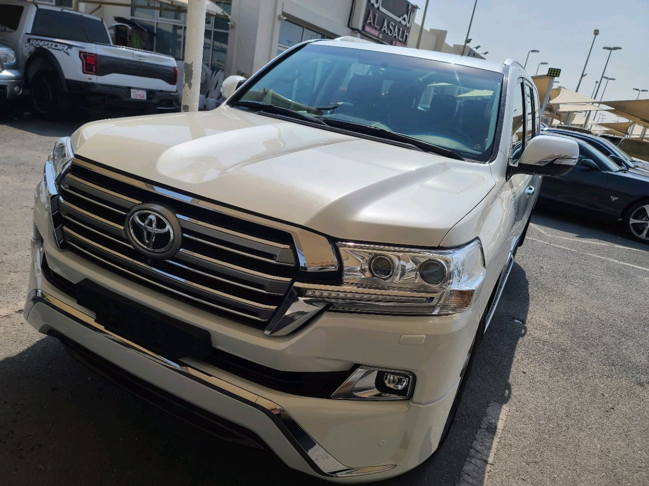 Toyota Land Cruiser - Image 5