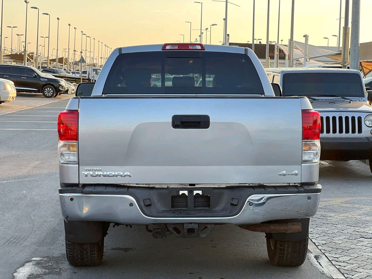 Toyota Tundra - Image 9