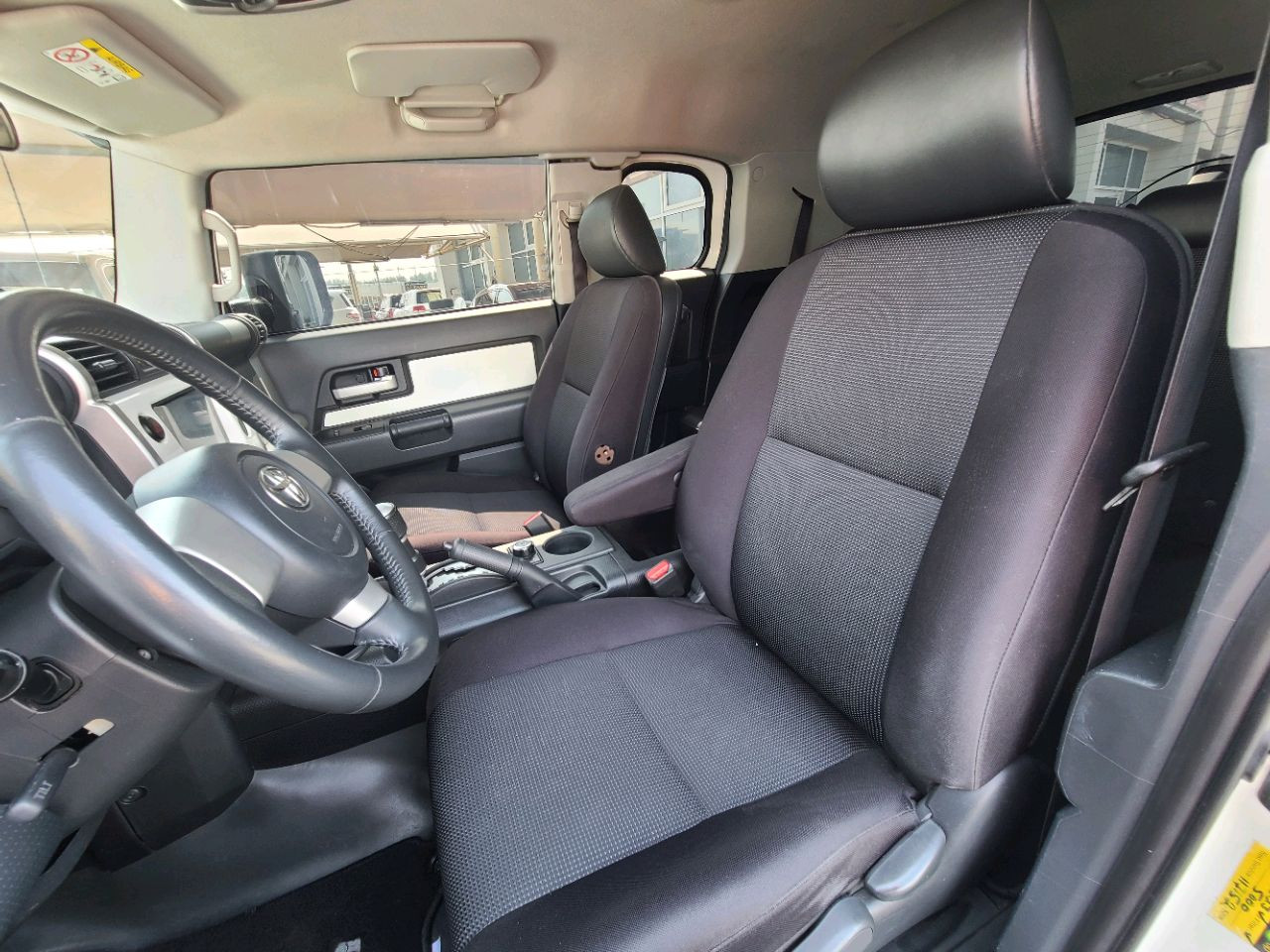 Toyota FJ Cruiser - Image 5
