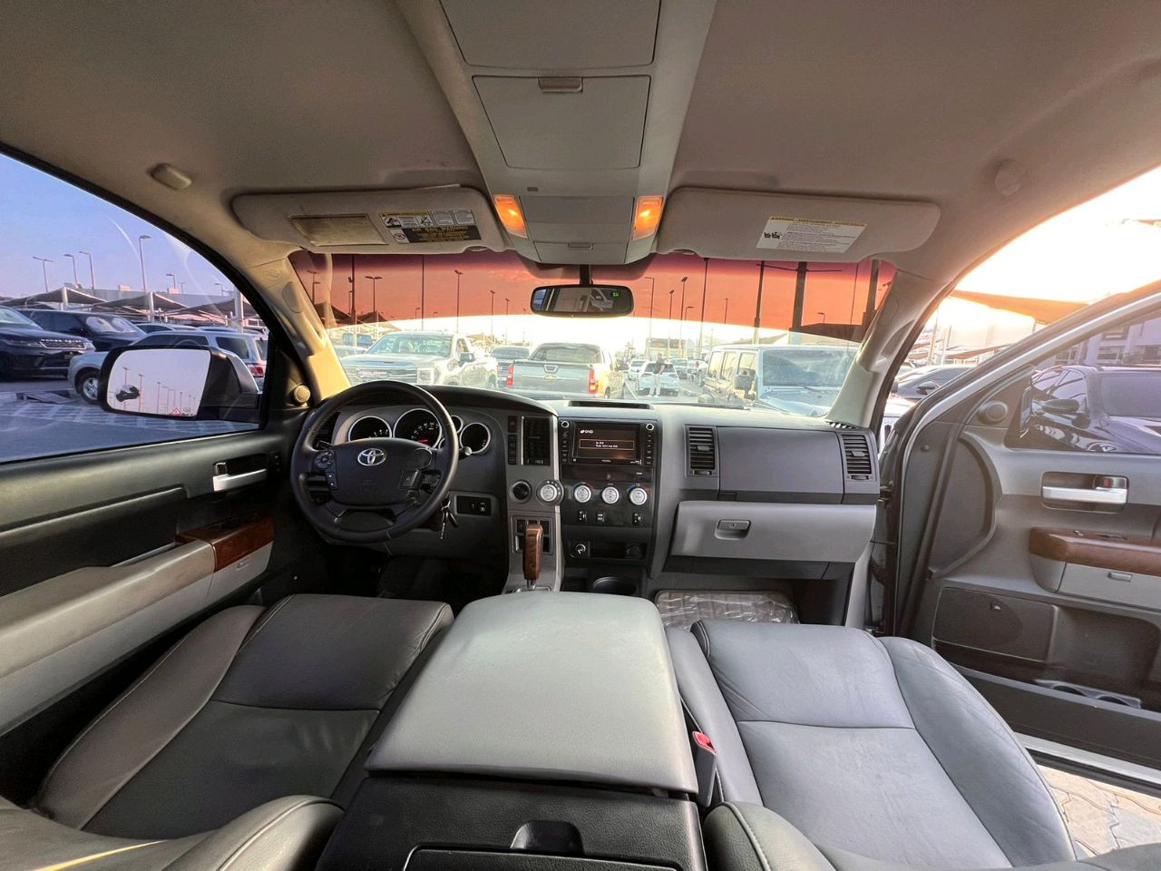 Toyota Tundra - Image 12