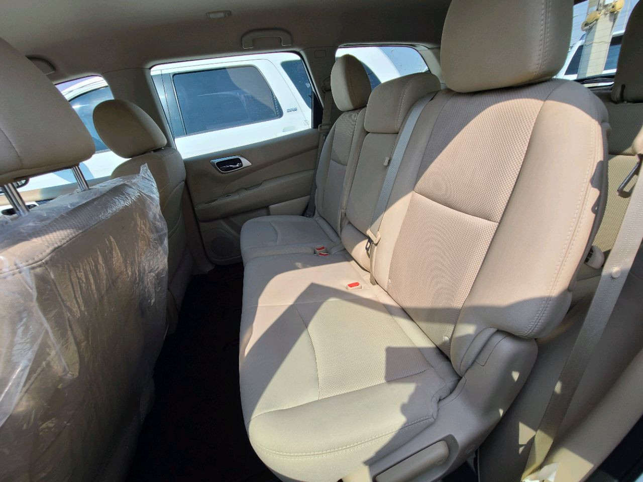 Nissan Pathfinder - Image 5