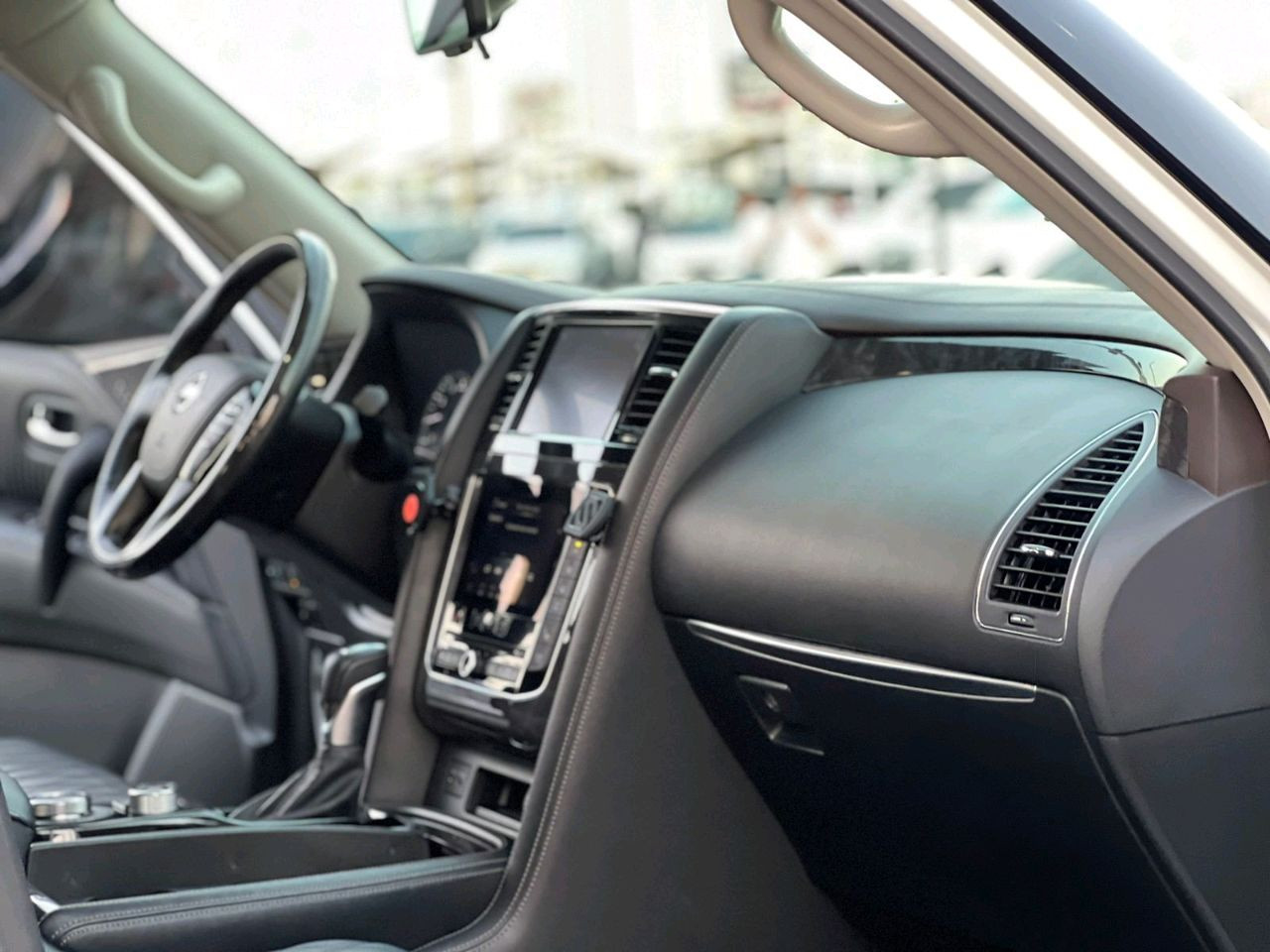 Nissan Patrol - Image 6