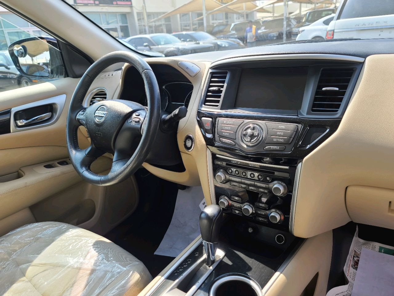 Nissan Pathfinder - Image 3