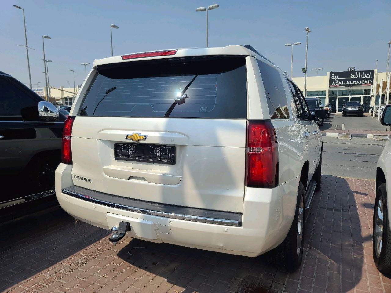 Chevrolet Tahoe - Image 6
