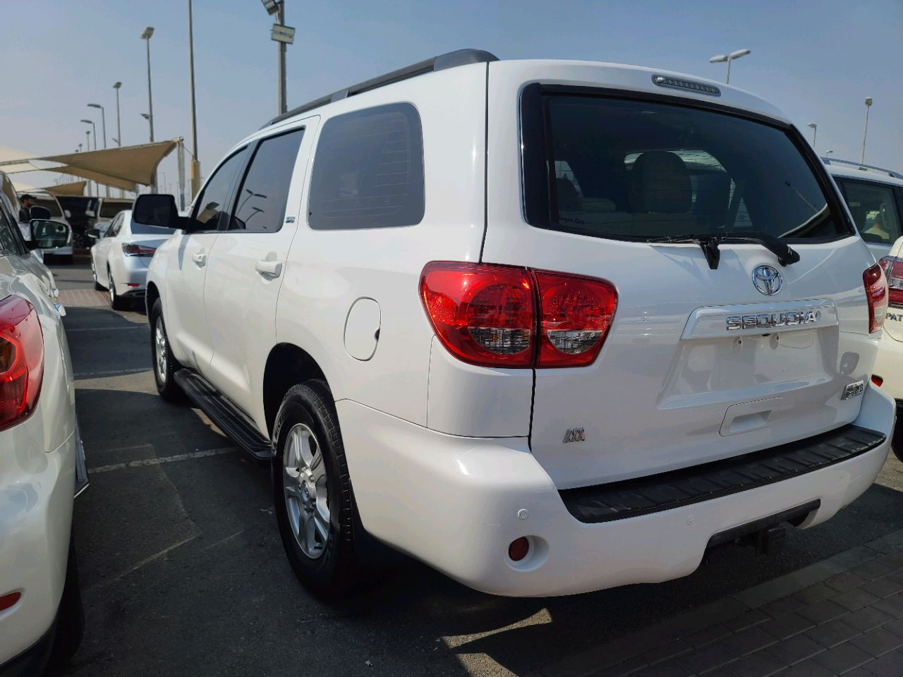 Toyota Sequoia - Image 8