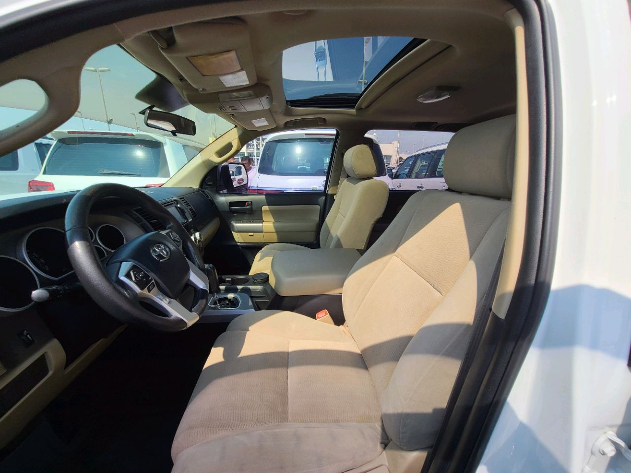 Toyota Sequoia - Image 5