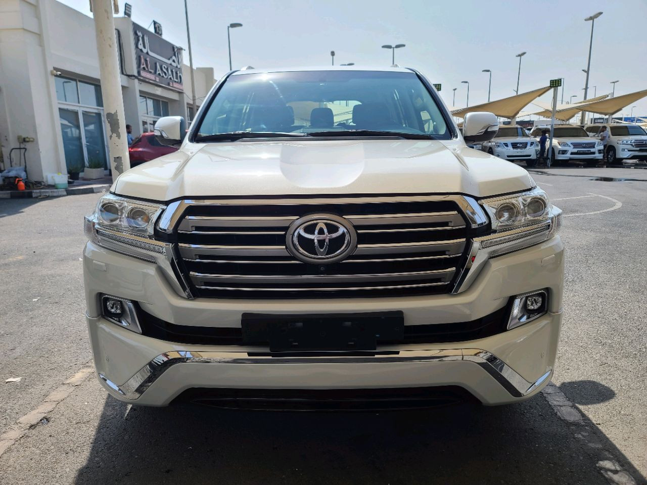Toyota Land Cruiser - Image 3