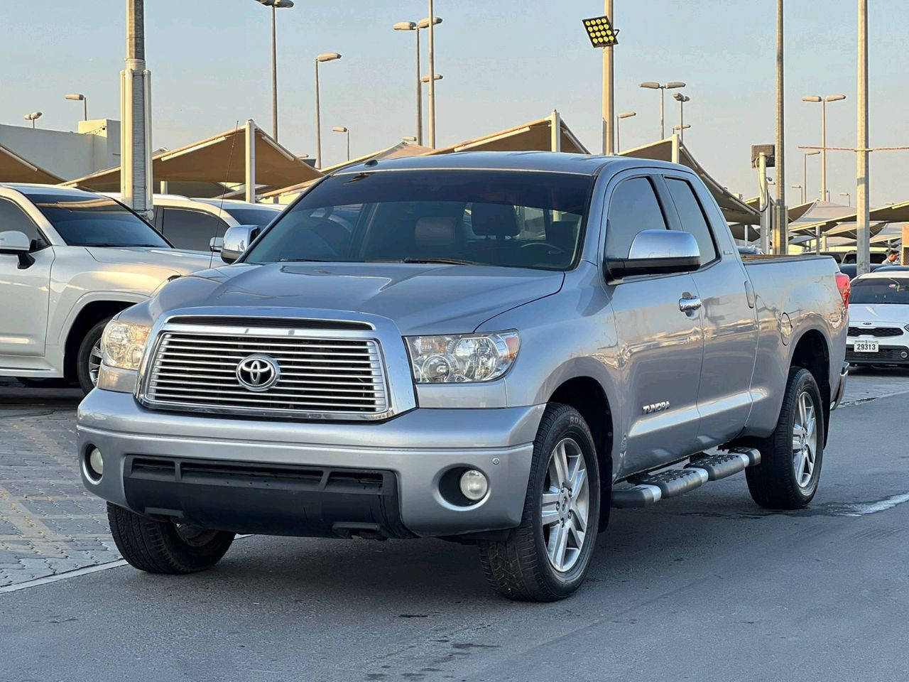 Toyota Tundra - Image 4