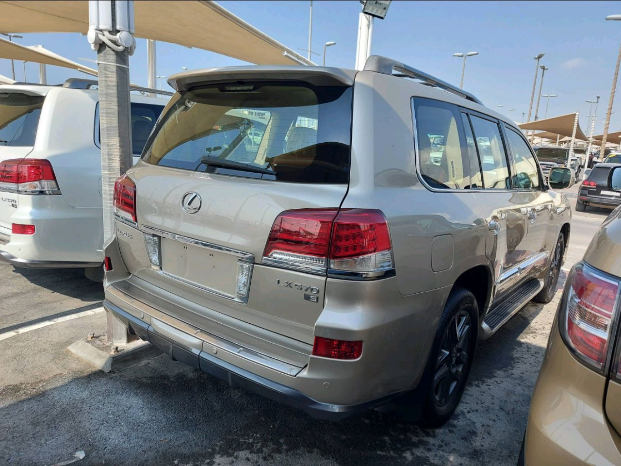 Lexus LX-Series - Image 5