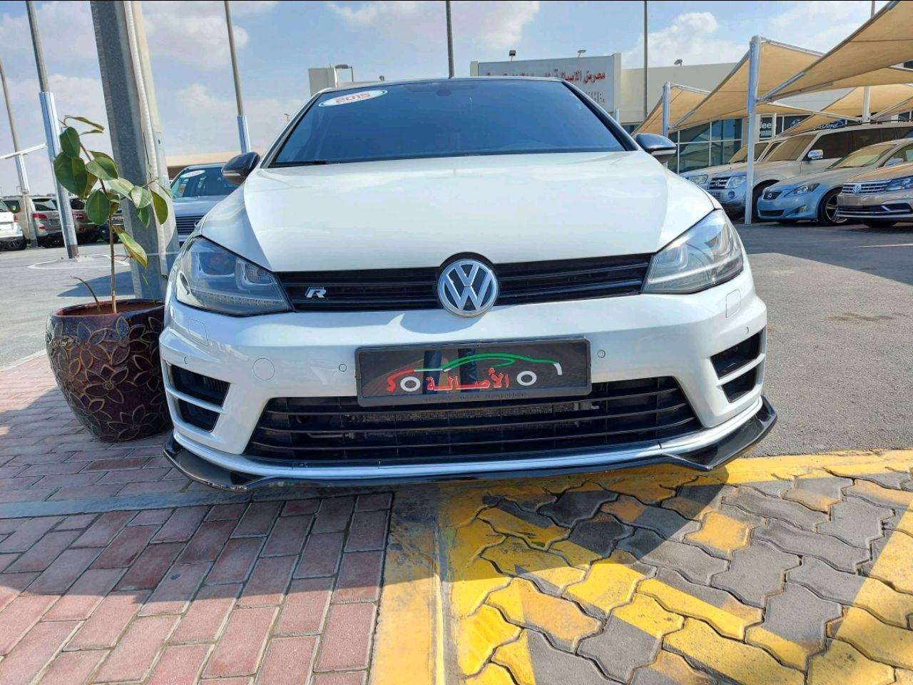 Volkswagen Golf - Image 4