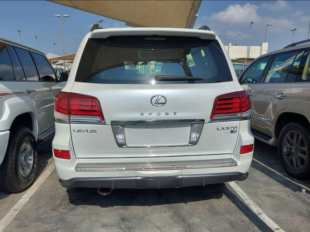 Lexus LX-Series - Image 6