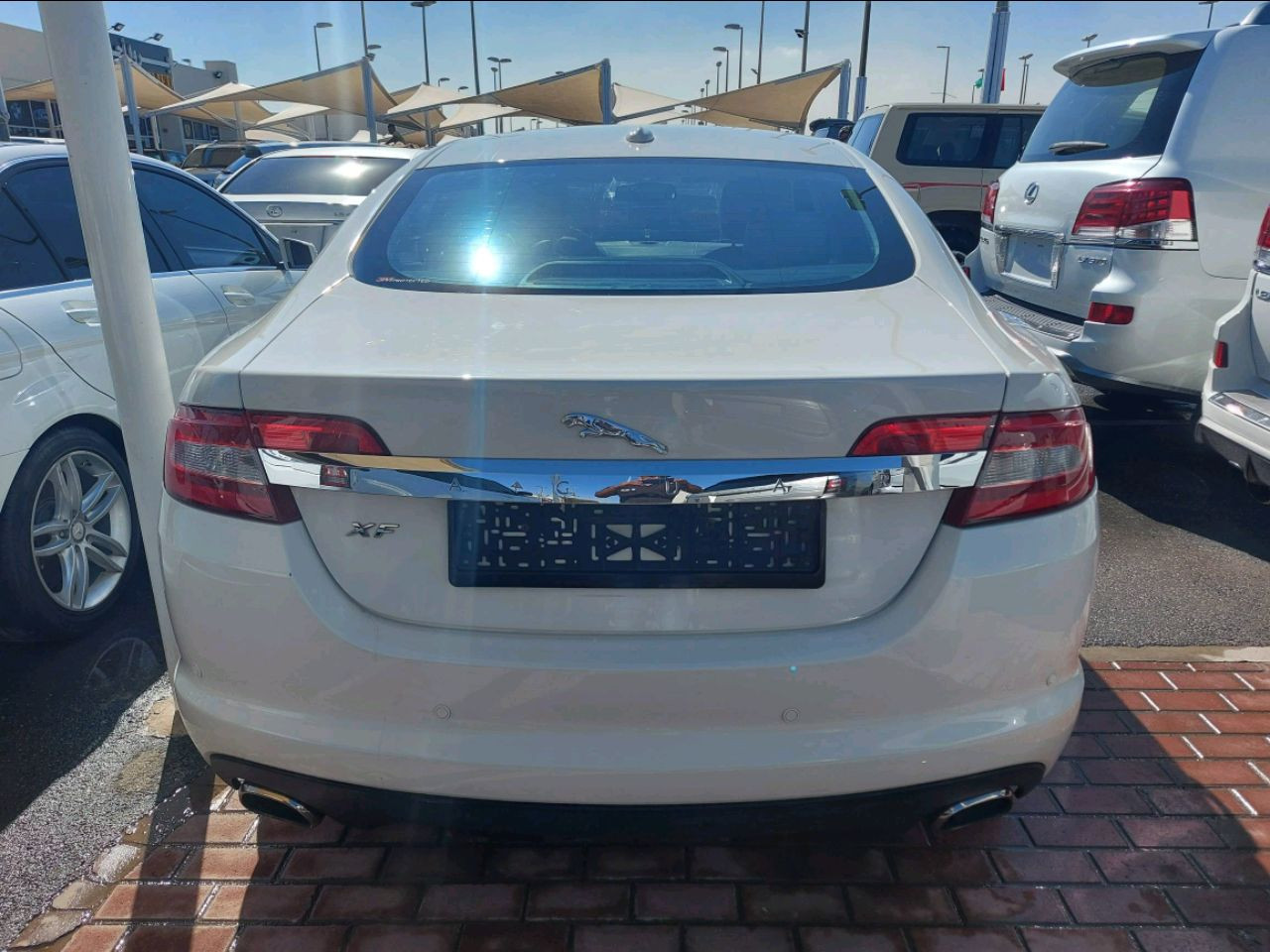 Jaguar XF - Image 3