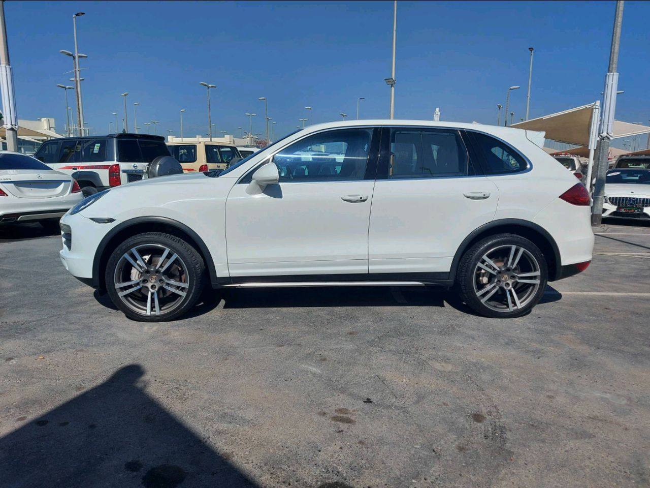 Porsche Cayenne - Image 4