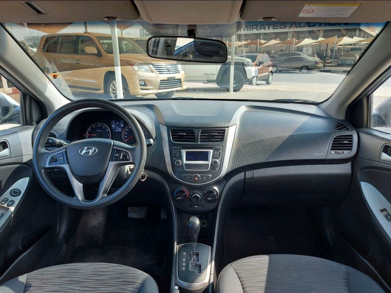 Hyundai Accent - Image 3