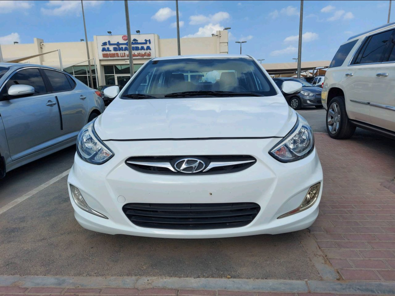 Hyundai Accent - Image 5