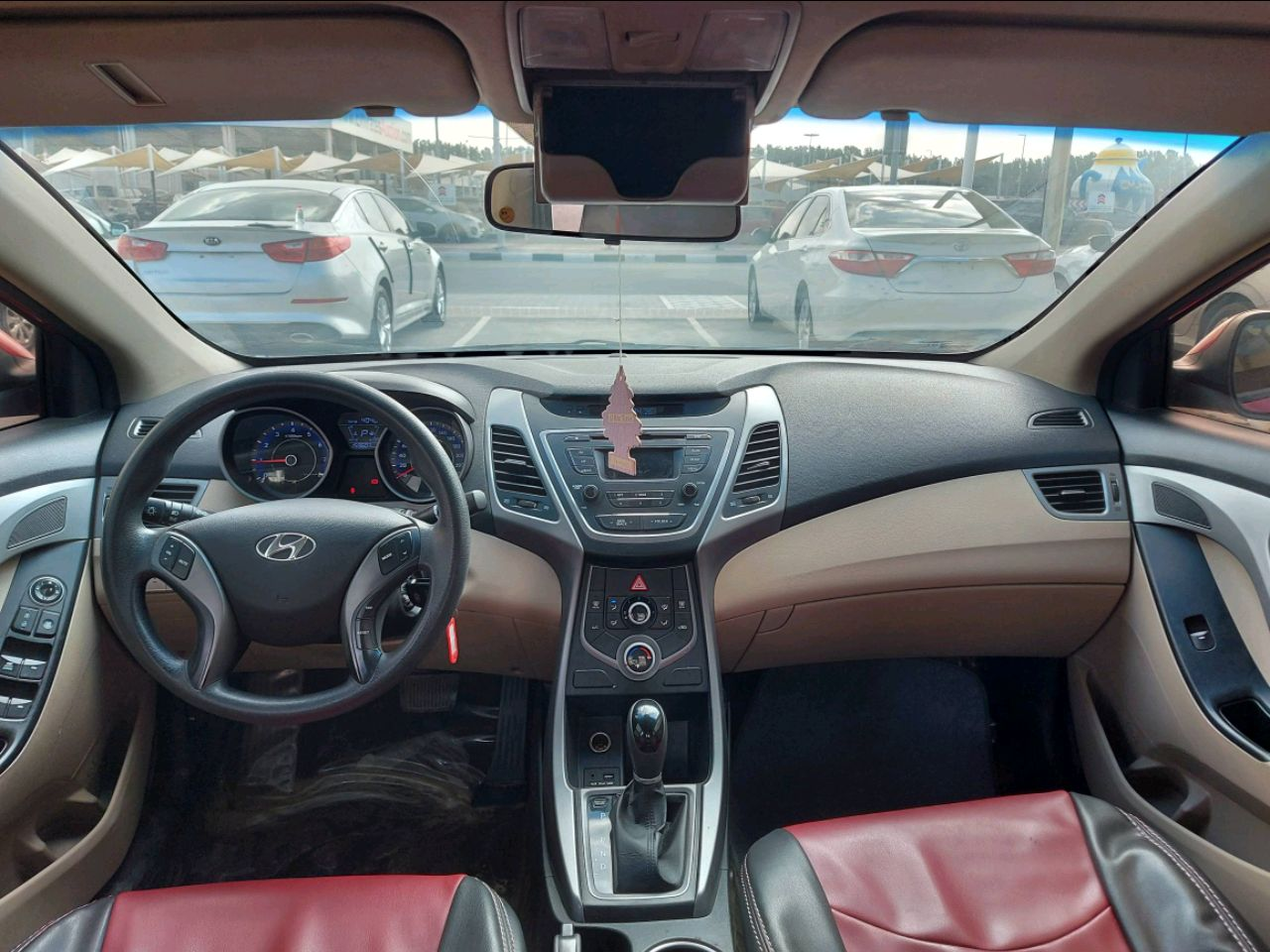 Hyundai Elantra - Image 6