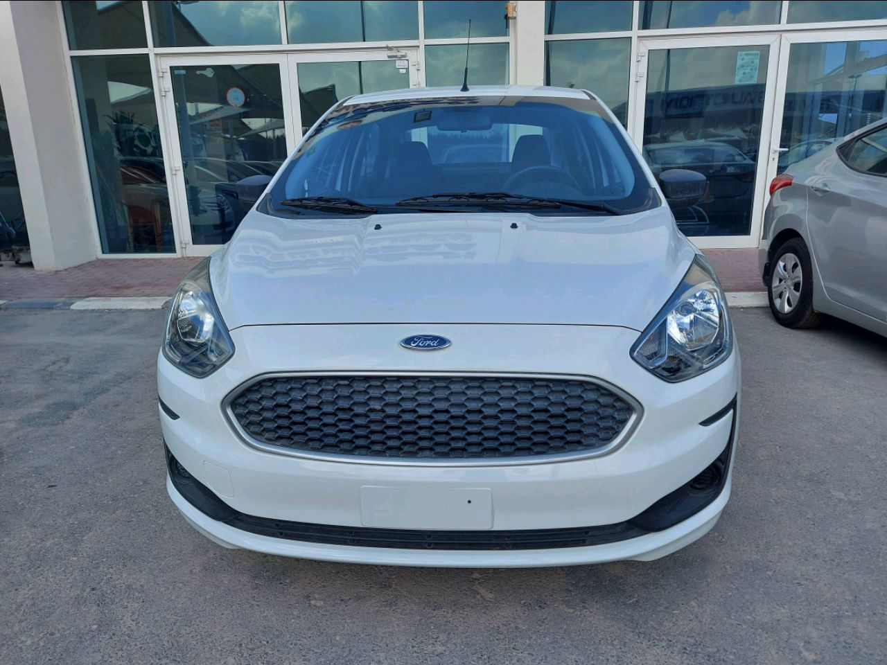 Ford Figo - Image 5