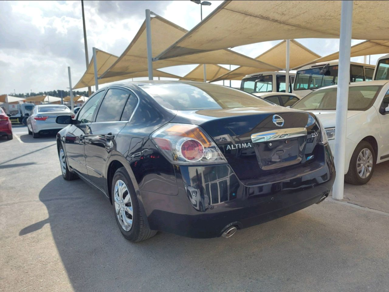 Nissan Altima - Image 5