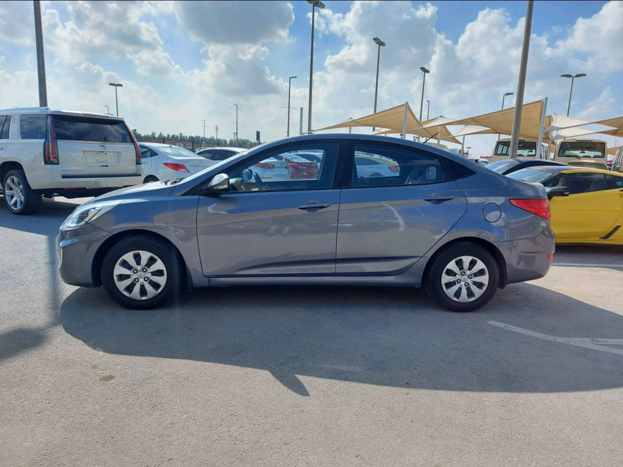 Hyundai Accent - Image 5