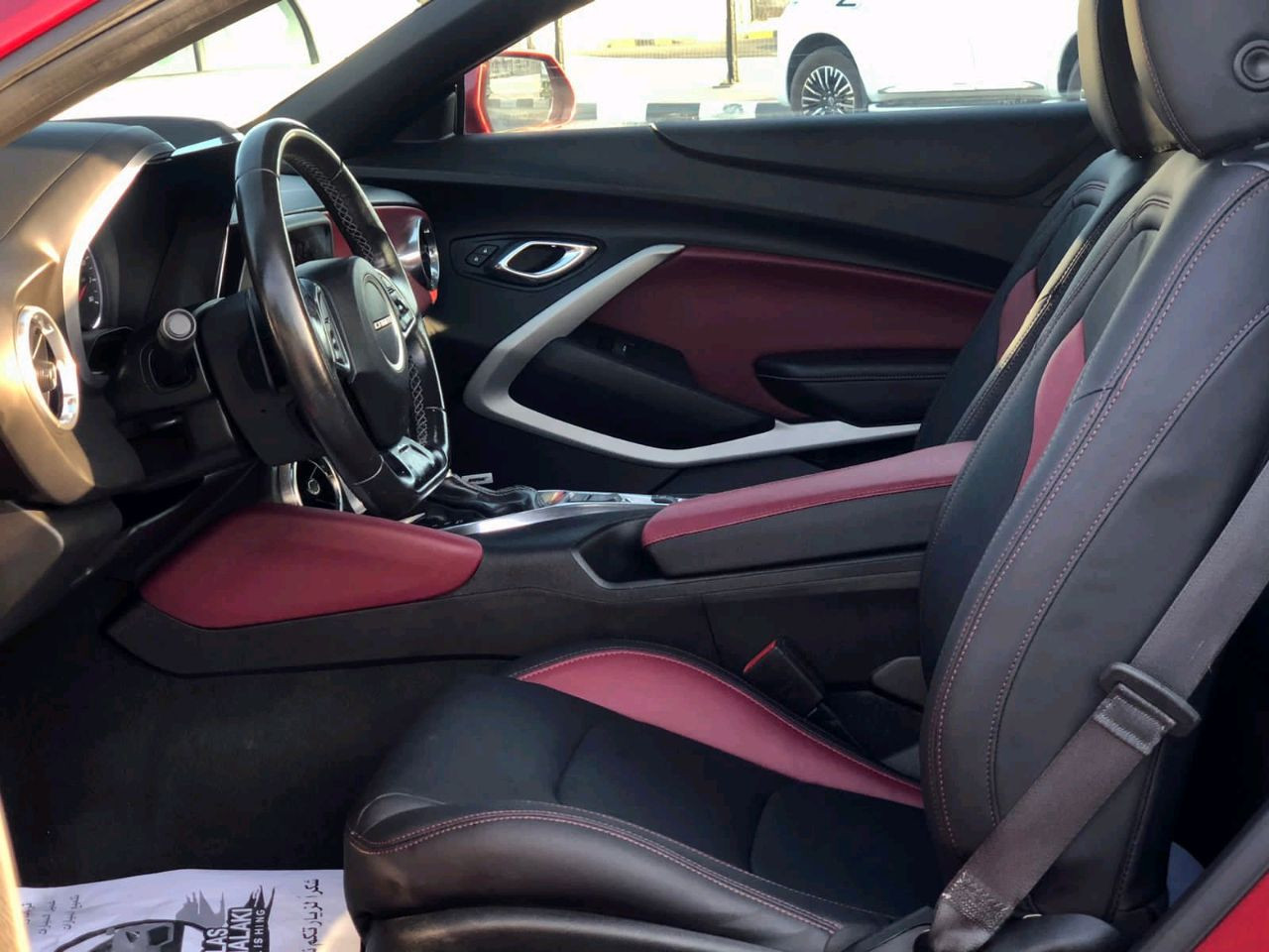 Chevrolet Camaro - Image 10