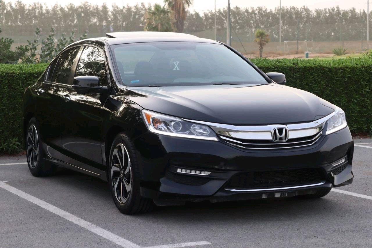 Honda Accord - Image 11