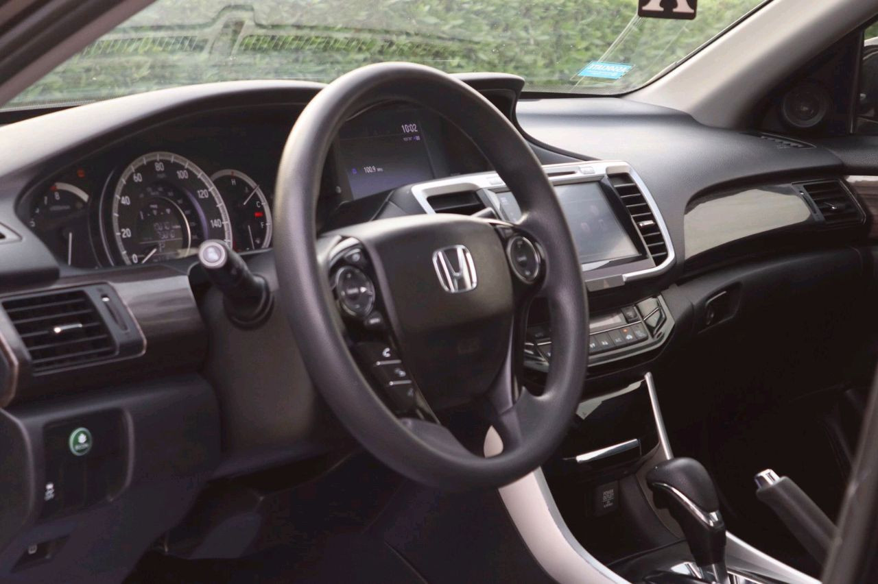 Honda Accord - Image 4