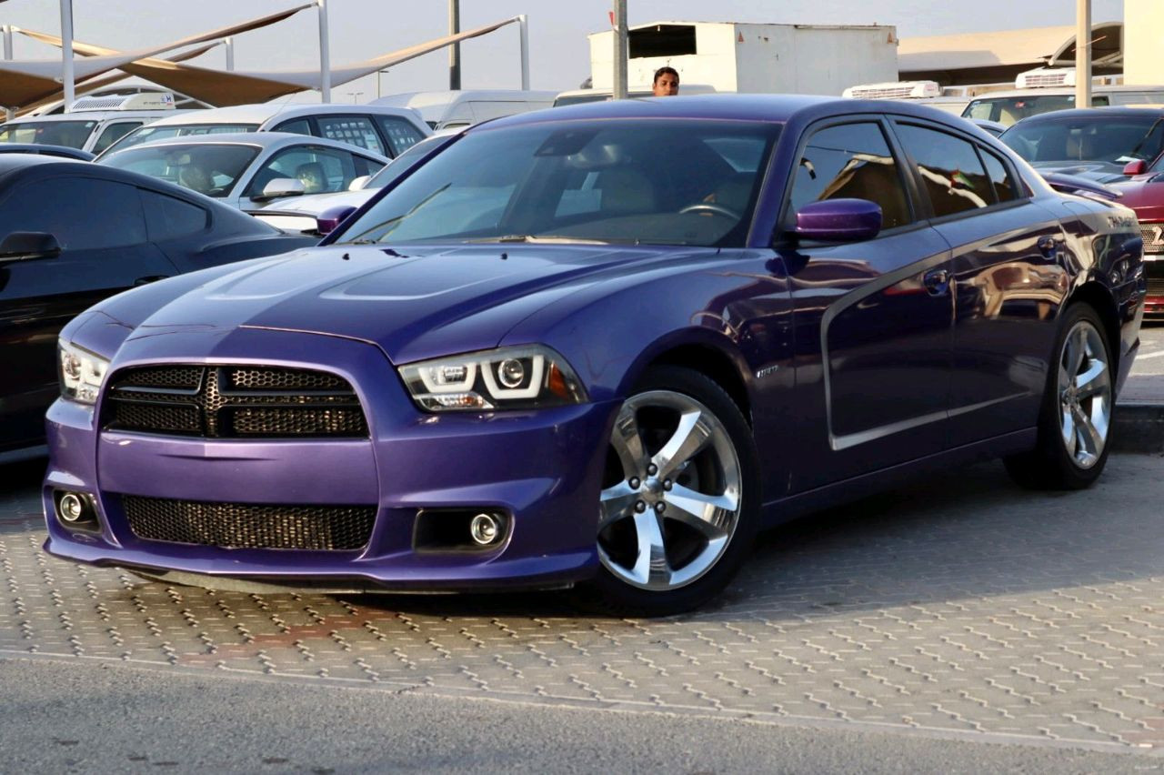 Dodge Charger - Image 11