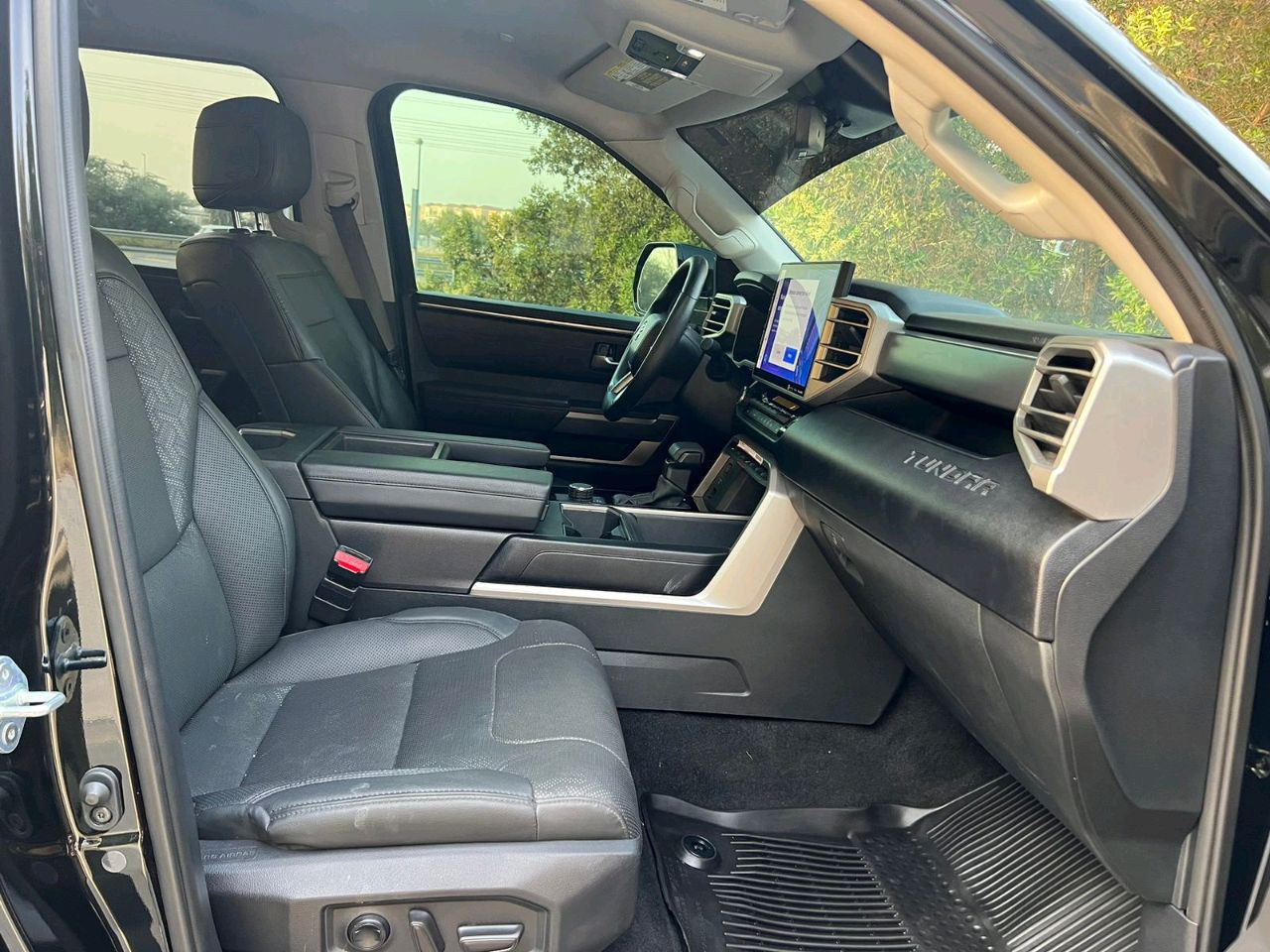 Toyota Tundra - Image 3