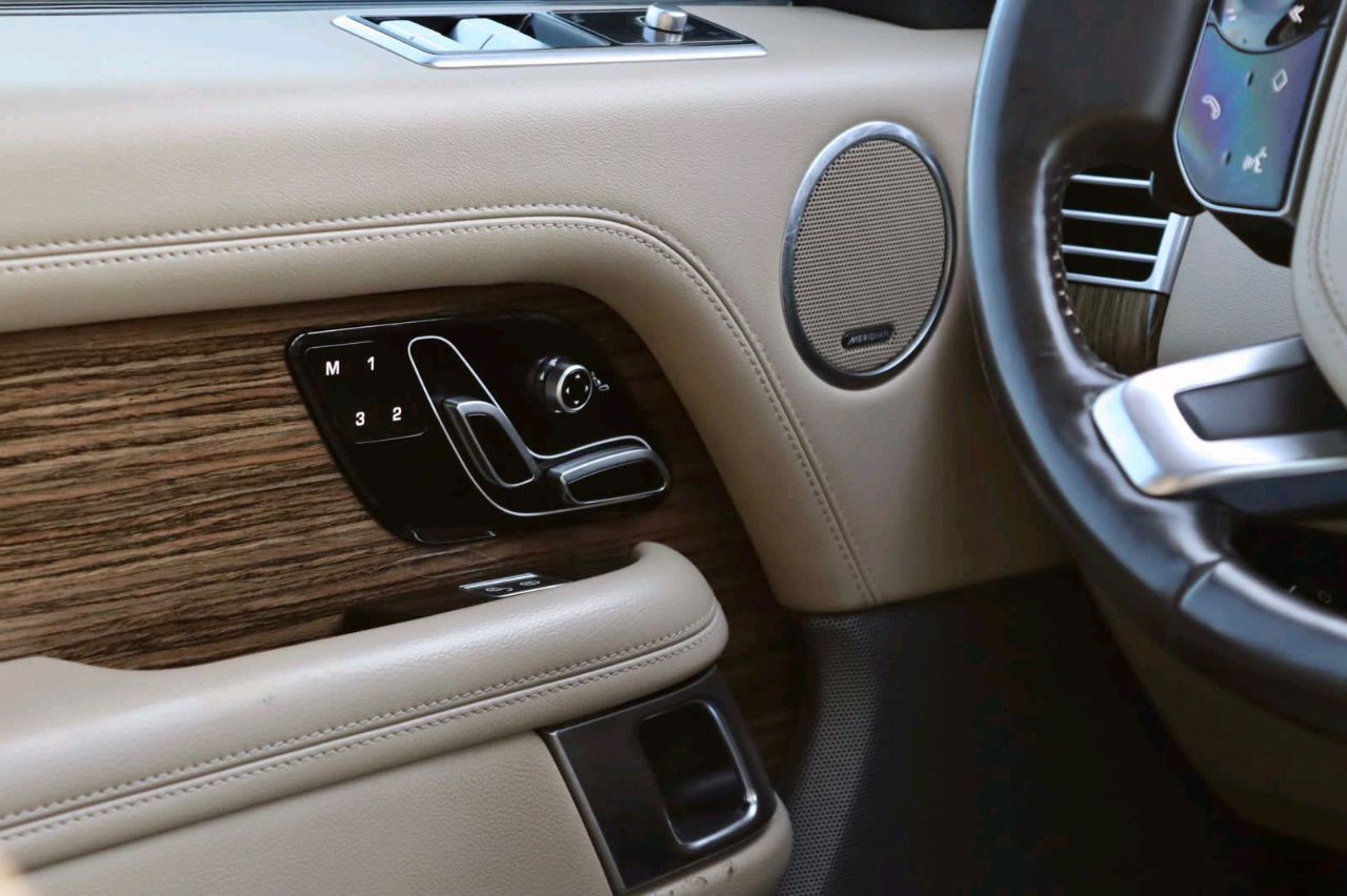 Range Rover Vogue - Image 6