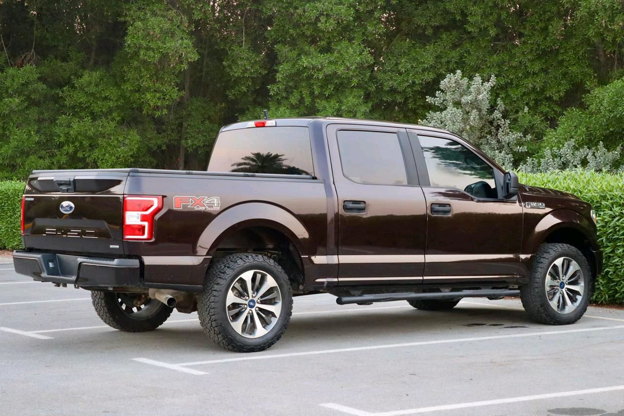 Ford F-Series Pickup - Image 6