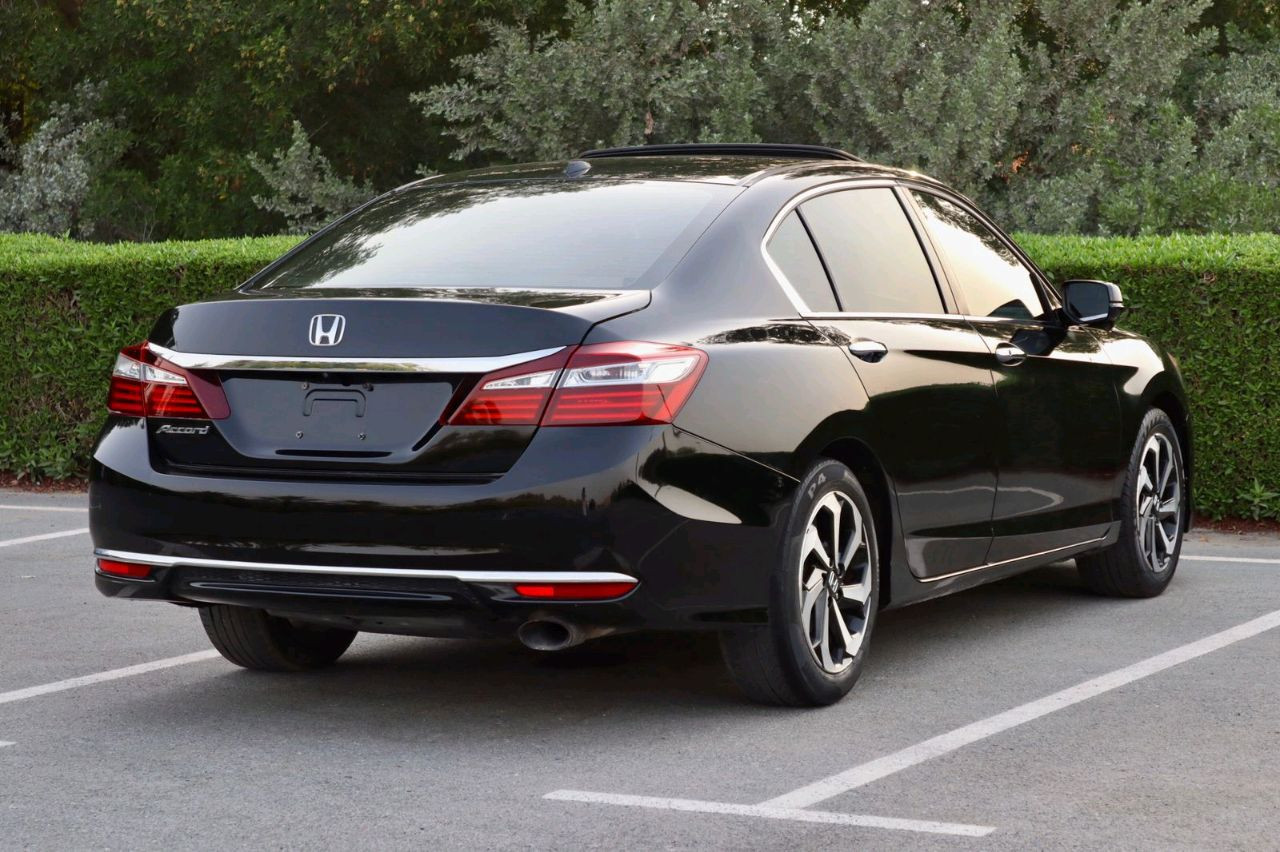 Honda Accord - Image 5