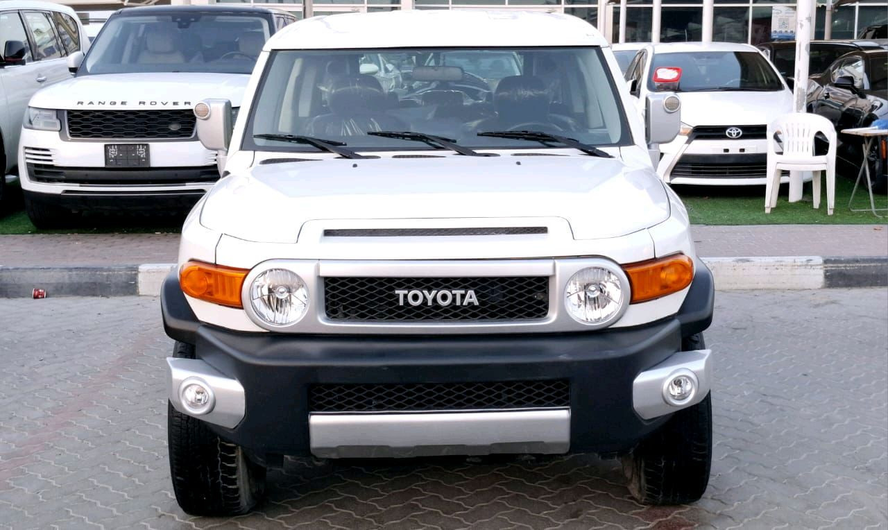 Toyota FJ Cruiser - Image 11