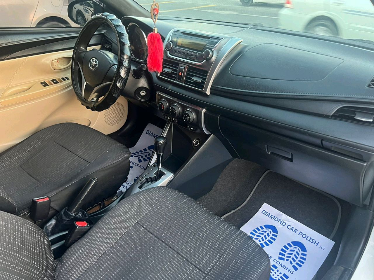 Toyota Yaris - Image 11
