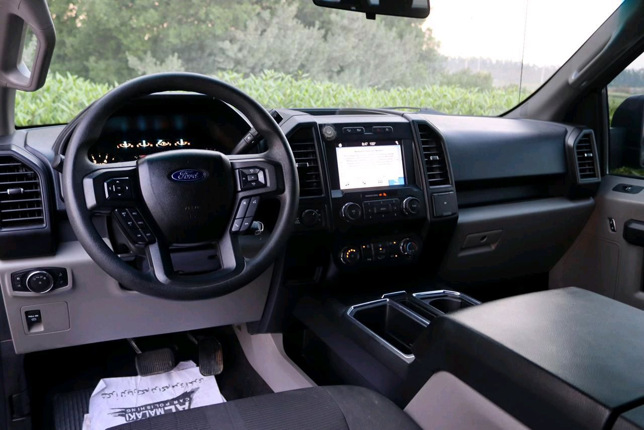 Ford F-Series Pickup - Image 9