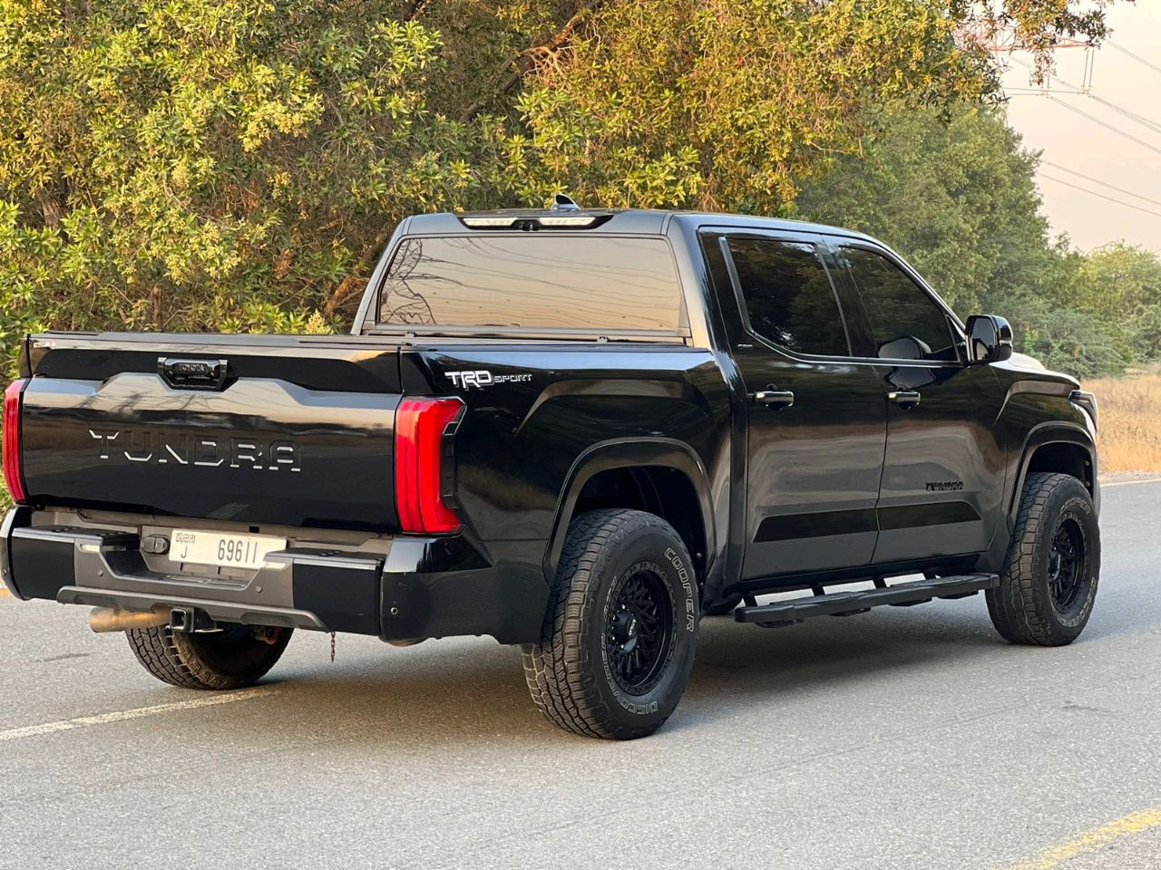Toyota Tundra - Image 4