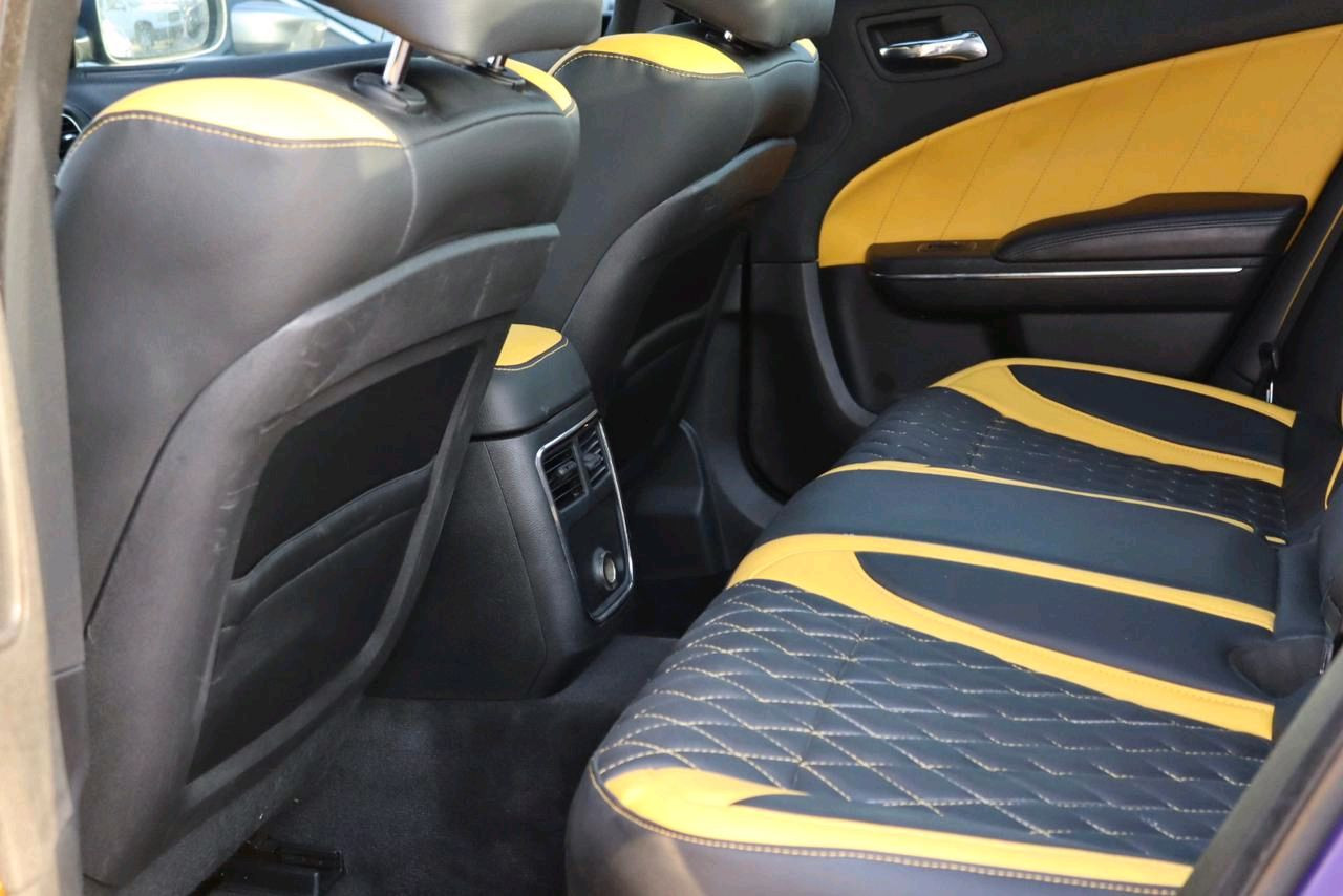 Dodge Charger - Image 3