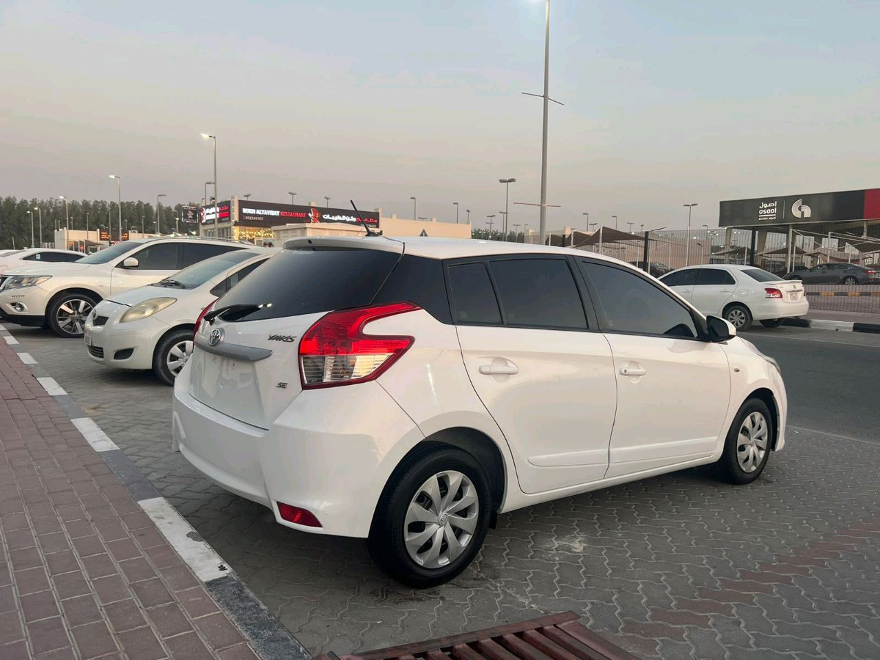 Toyota Yaris - Image 8