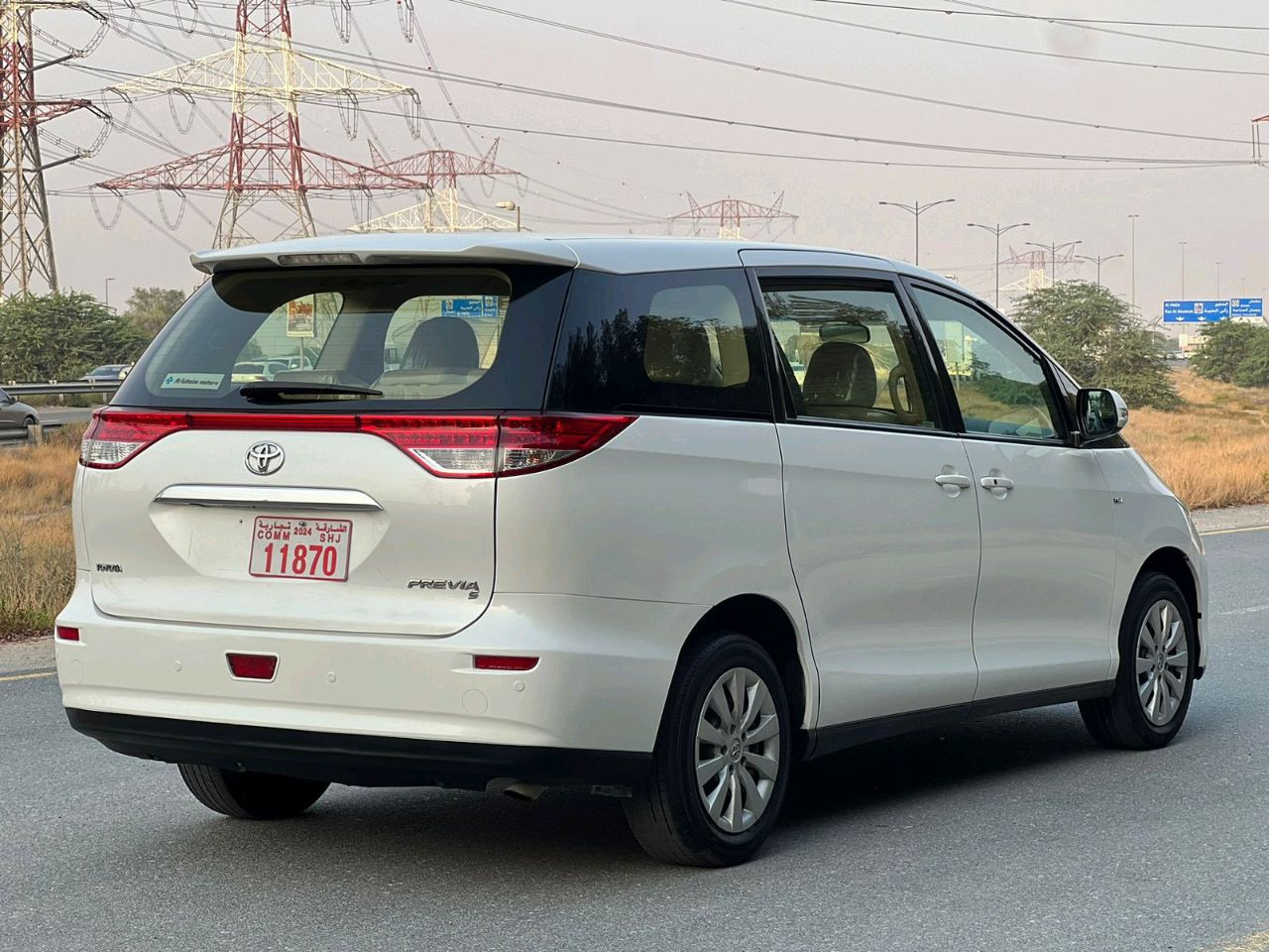 Toyota Previa - Image 12