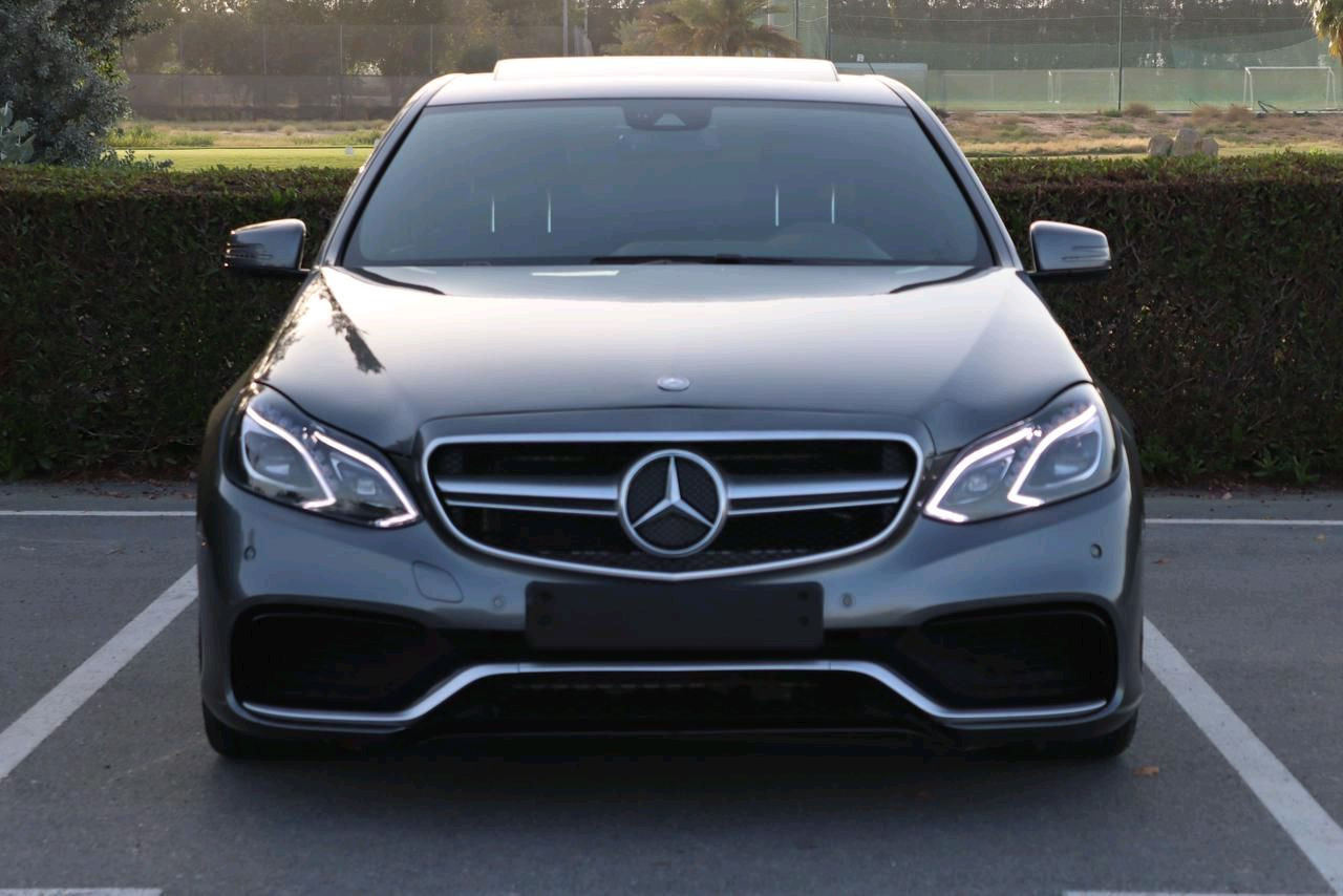 Mercedes Benz E-Class - Image 4