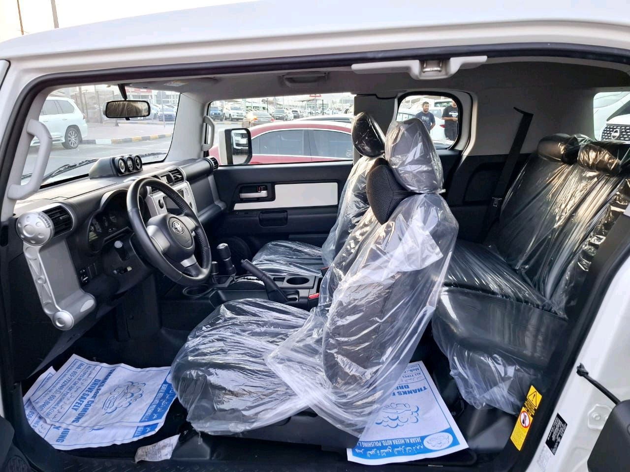 Toyota FJ Cruiser - Image 12