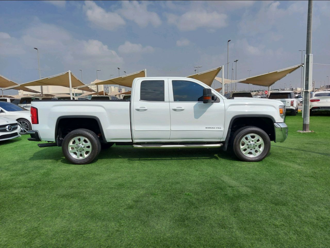 GMC Sierra - Image 5