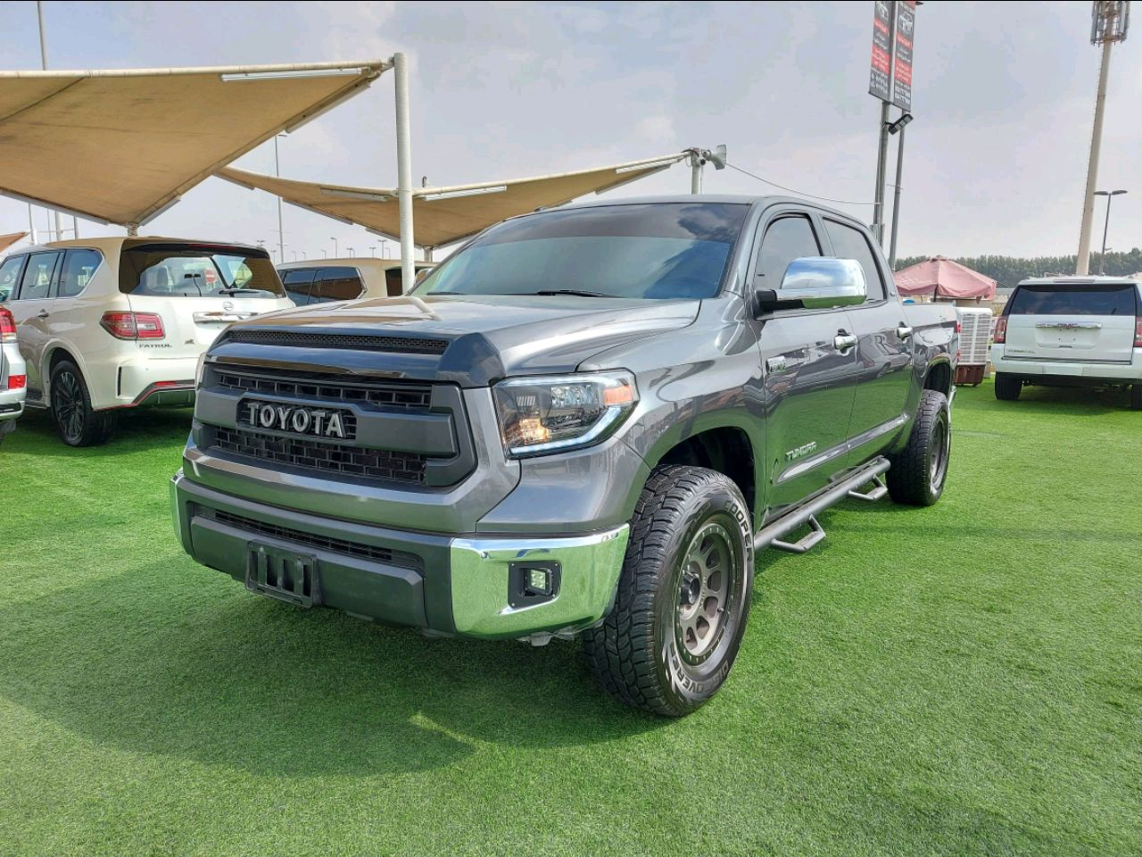 Toyota Tundra - Image 2
