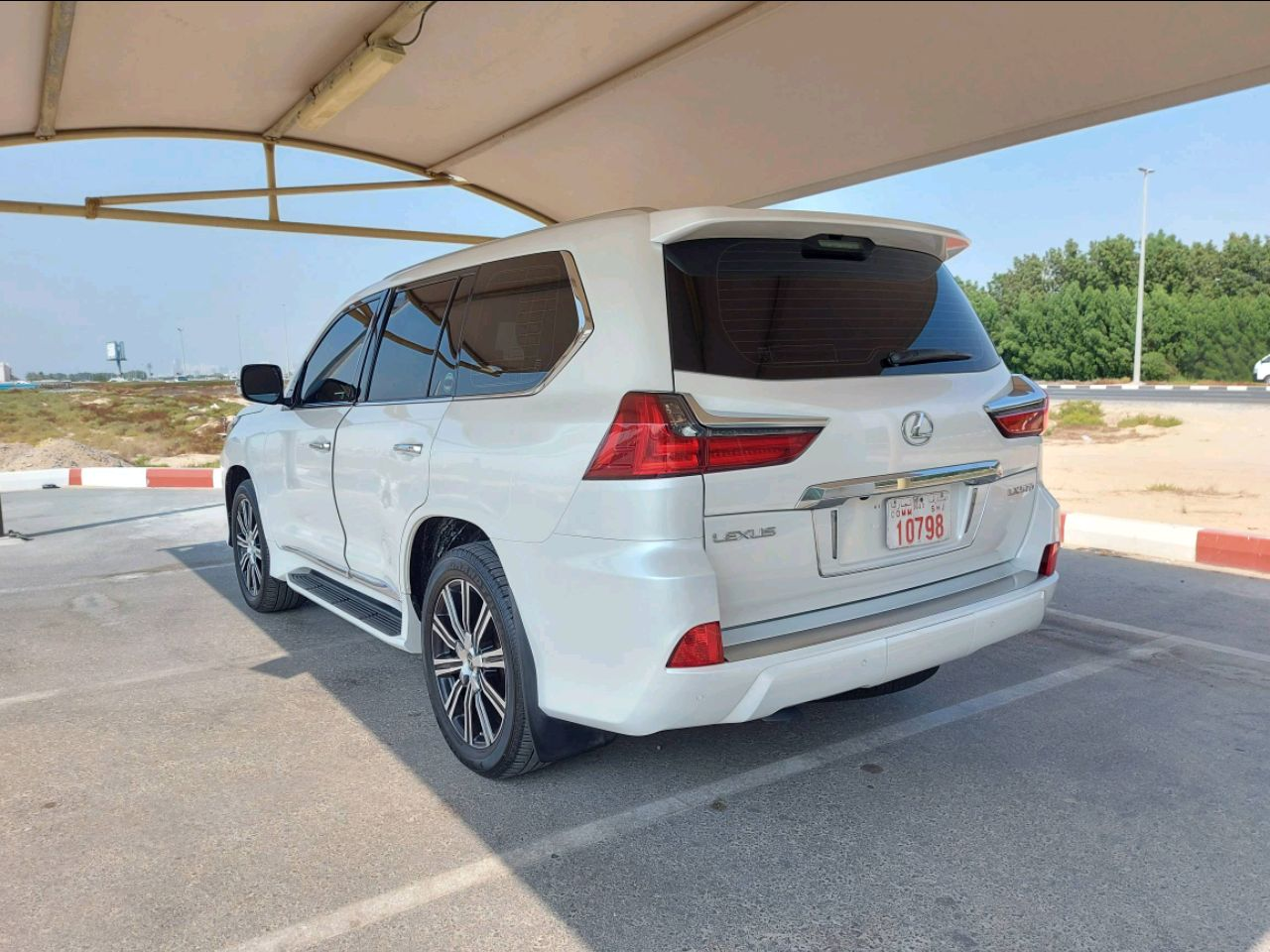 Lexus LX-Series - Image 3