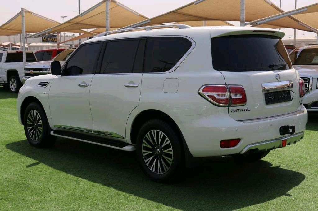 Nissan Titan - Image 6