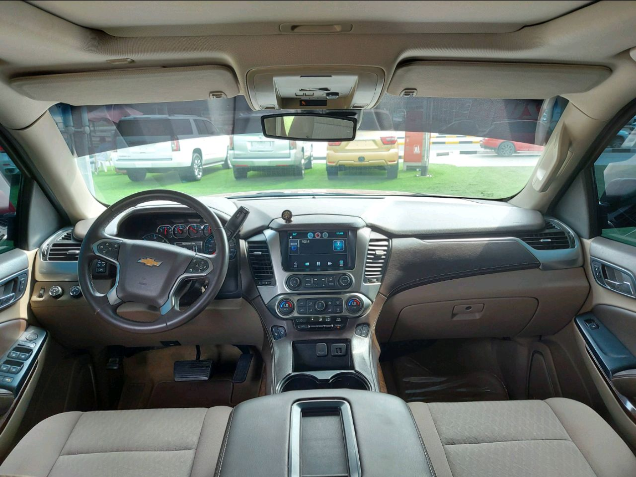 Chevrolet Tahoe - Image 6