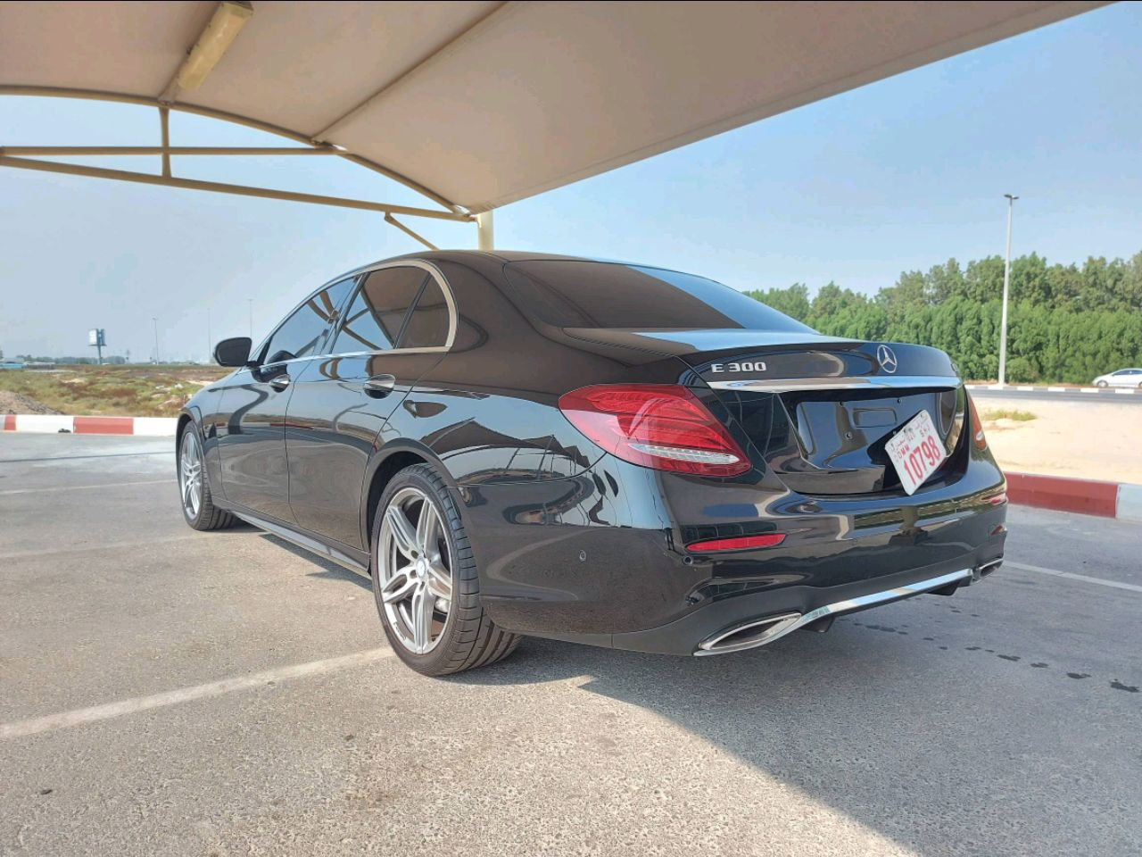 Mercedes Benz E-Class - Image 3