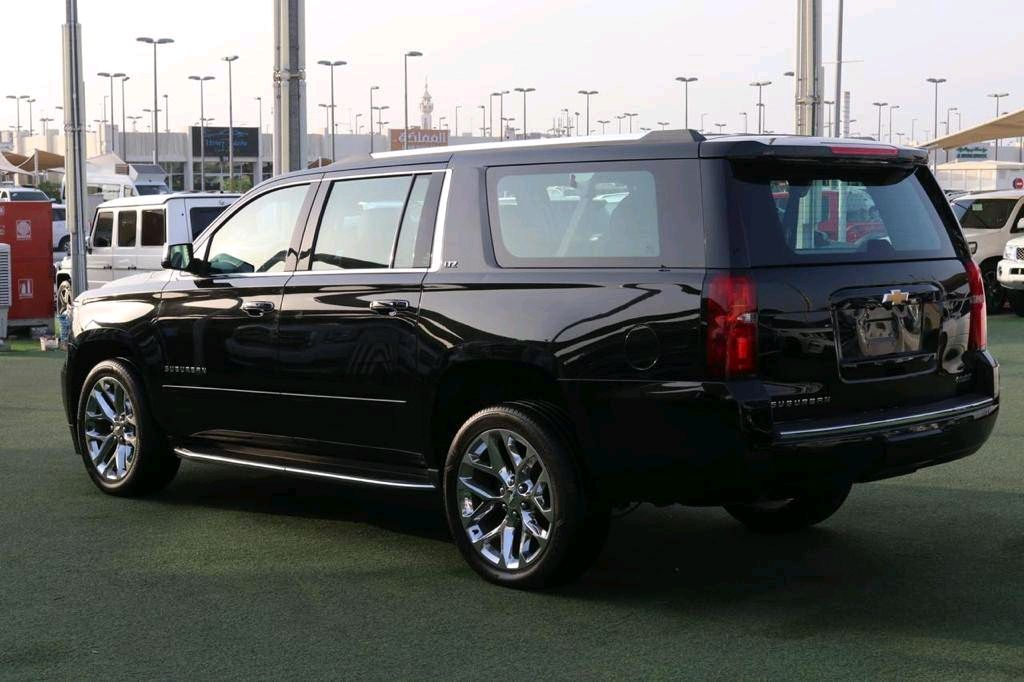 Chevrolet Suburban - Image 5